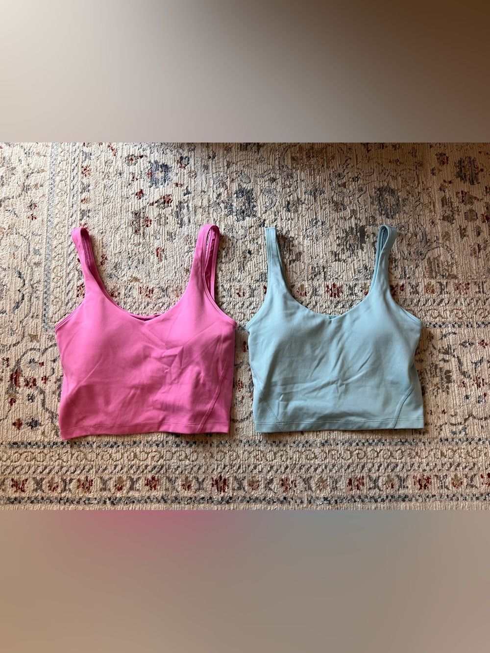 Bundle of 2 Gilly Hicks Hollister tank top size M Medium pink blue